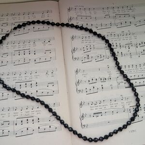 Vintage Black Glass Beaded Necklace